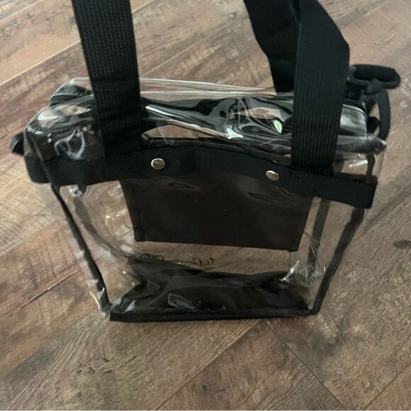 CLEAR Purse & Backpack, Great for attending events! - Picture 11 of 12